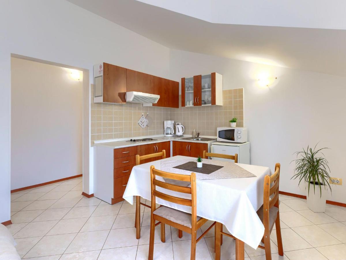 Apartment Bruno-2 By Interhome Umago Exterior foto