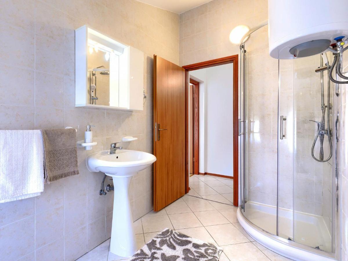 Apartment Bruno-2 By Interhome Umago Exterior foto